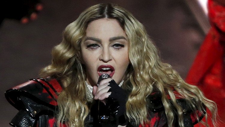 Madonna promete felaciones a quienes voten por Hillary Clinton (Video)