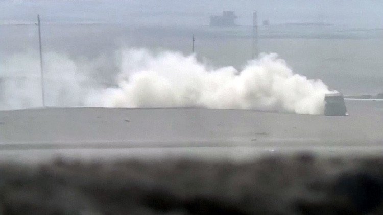VIDEO: Un coche bomba del EI logra esquivar un misil y se lanza contra las tropas kurdas en Irak