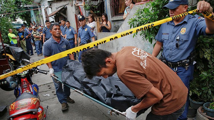 "Si no lo hacemos, nos matan": la pareja filipina que se gana la vida matando a narcotraficantes