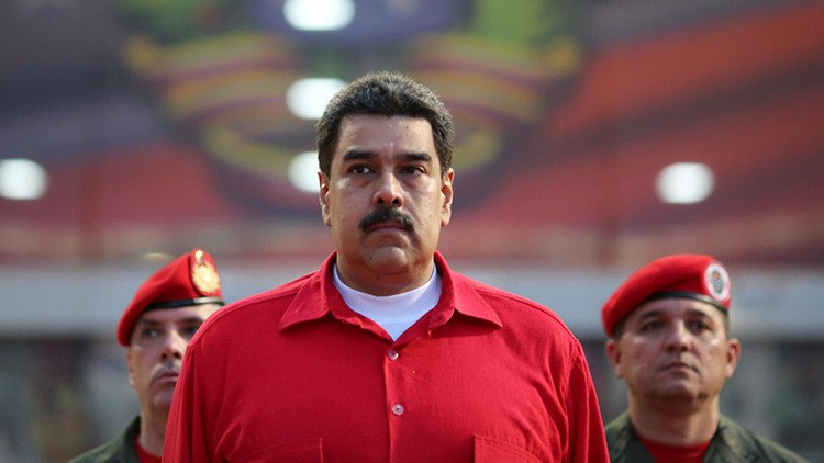 Por qué el Parlamento no puede hacerle un 'impeachment' a Maduro