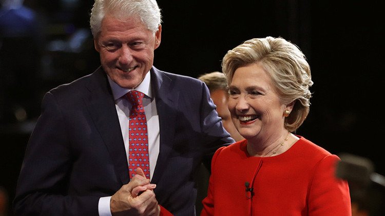 Lecciones para hacerse rico: así se convirtieron los Clinton en millonarios