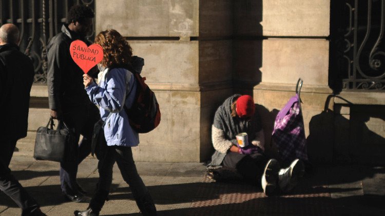 Expertos alertan sobre un posible "apocalipsis" financiero en España