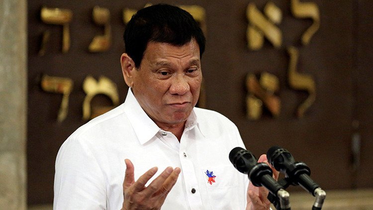 El aviso de Dios al líder filipino: "Ni una palabrota más, o este avión caerá"