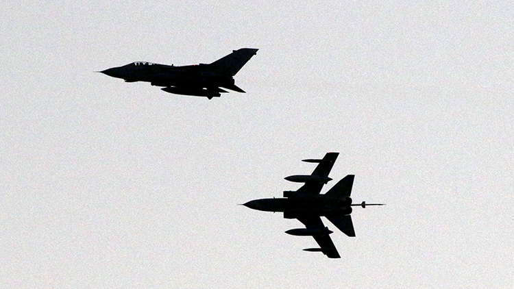Washington se disculpa por el acercamiento de un avión de EE.UU. a una aeronave rusa sobre Siria