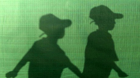 Rebajan la condena a un pederasta porque dice que tendrá hijos en el futuro