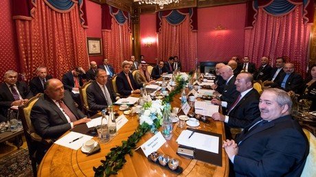 Moscú: "Todos los participantes en la reunión de Suiza abogan por mantener la unidad de Siria"