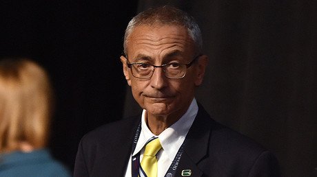 ¿'Hackers' rusos? Las filtraciones de WikiLeaks revelan que Podesta perdió su móvil en un taxi 