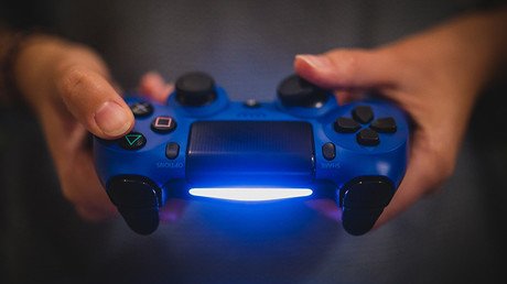 Un menor mata a un ladrón y salva su familia gracias a la PlayStation