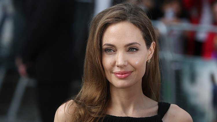 Una secta secreta podría estar detrás del divorcio de Angelina Jolie y Brad Pitt