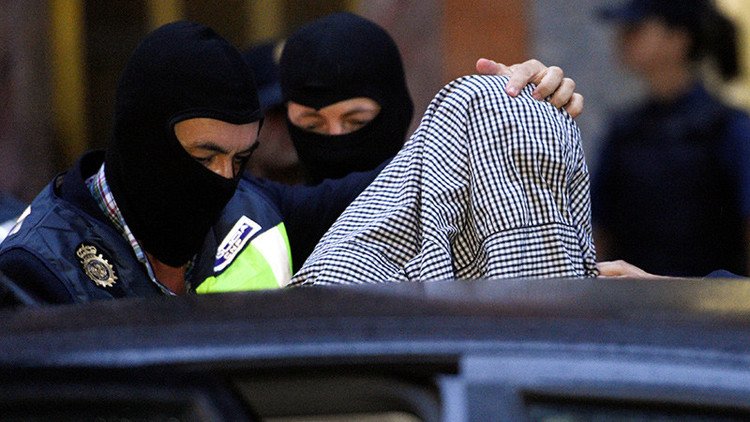 Desarticulada en España una célula yihadista que captaba jóvenes y niños para el ISIS