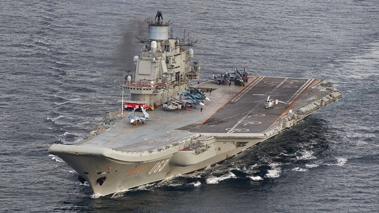Avión espía de EE.UU. vuela cerca del portaaviones ruso Admiral Kuznetsov en las costas de Siria