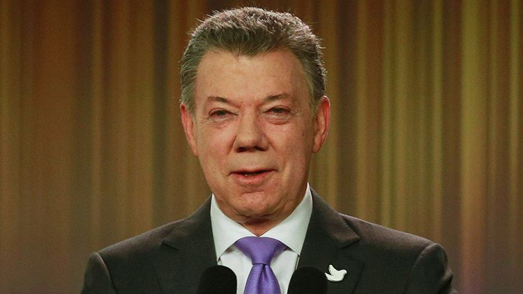 Santos: "Las FARC tendrán que entregar todo su dinero para reparar a las víctimas"