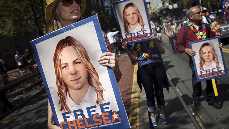 Chelsea Manning pide clemencia a Obama tras 6 años de encarcelamiento