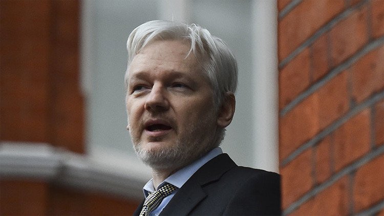 Assange podría solicitar a Trump que finalice la investigación en su contra