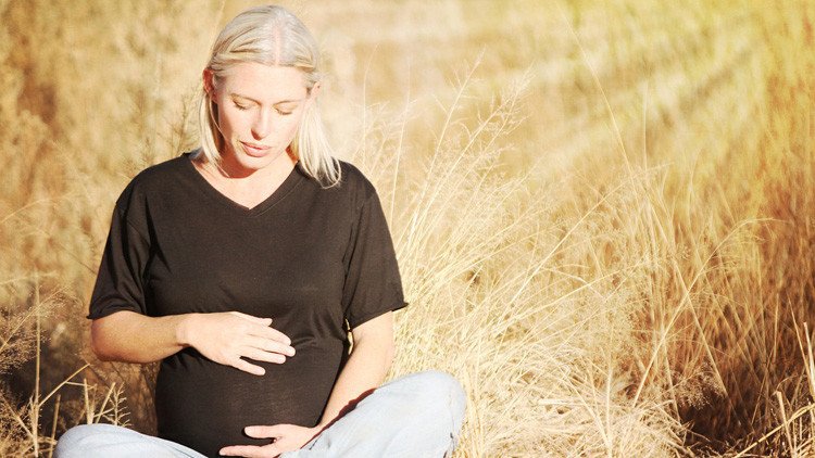 ¿Qué es una madre?: En España proponen cambiar la definición de esta palabra