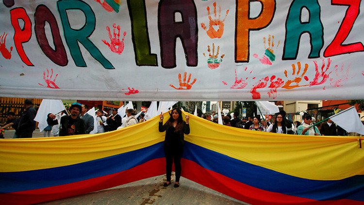 El largo camino a la paz: Gobierno colombiano y las FARC firmarán segundo acuerdo este martes