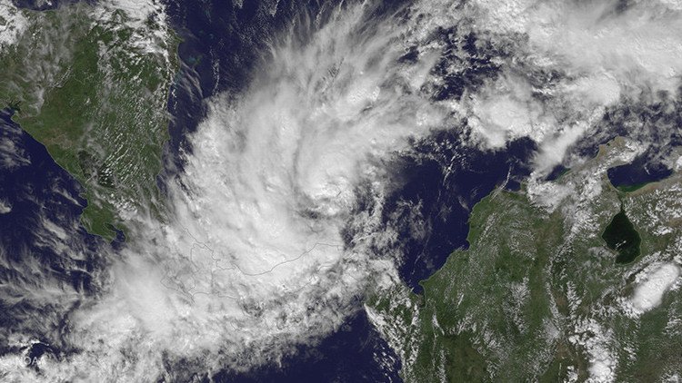 Alerta amarilla en Nicaragua y Costa Rica: tormenta Otto podría convertirse en huracán