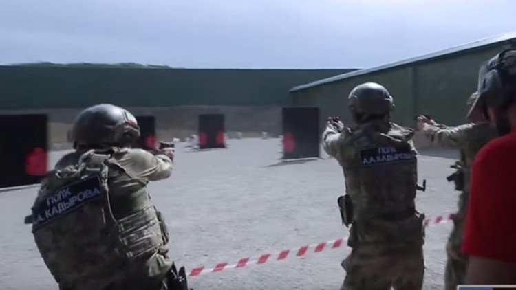 Instructores privados de EE.UU. buscan trabajo en el centro antiterrorista de Chechenia