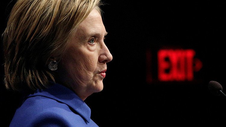 El mundo al revés: partidarios de Clinton denuncian fraude electoral y exigen recuento de votos