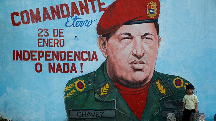 "Mercenarios de la imaginación": La reacción que desata la serie sobre Chávez en Venezuela