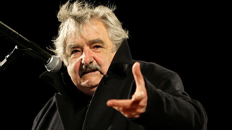 Mujica: Fidel Castro "es hijo de los dramas de su tiempo"