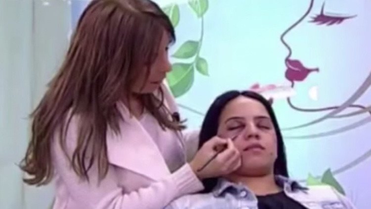 'Si te da una paliza, maquíllate y sigue con tu vida': consejos de TV marroquí generan indignación