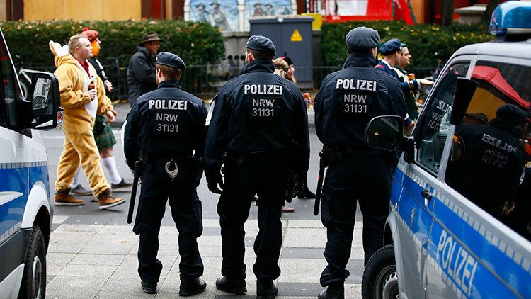 La Policía alemana usará helicópteros para combatir los delitos sexuales en Nochevieja
