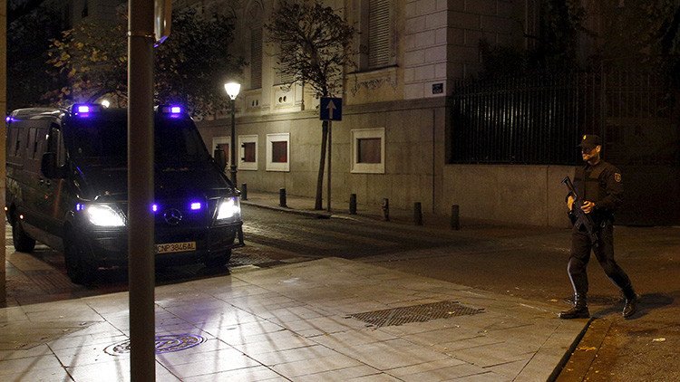 España: Arrestan a cuatro sospechosos vinculados con los sangrientos atentados en París
