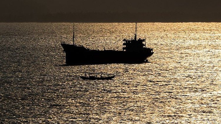 Asaltan un barco en que supuestamente viajaban ciudadanos rusos en Benín 