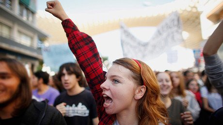 "¡Construya ese muro!": colegiales gritan palabras de odio en apoyo a Trump (VIDEO)