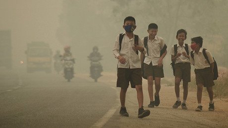 Zasca de China a Trump al recordarle quién "se inventó" el cambio climático