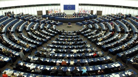 Moscú: "Tomaremos contramedidas si la resolución de la UE contra los medios rusos es implementada"