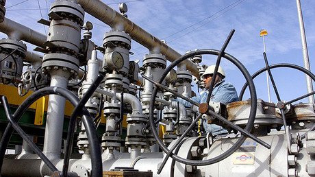 La OPEP reducirá la extracción diaria de crudo en 1,2 millones de barriles