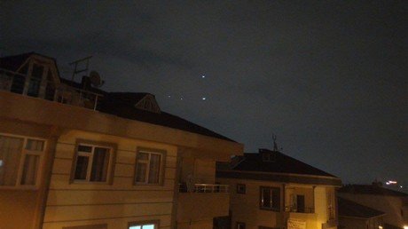 Avistamiento masivo de ovnis sobre Turquía (Fotos)