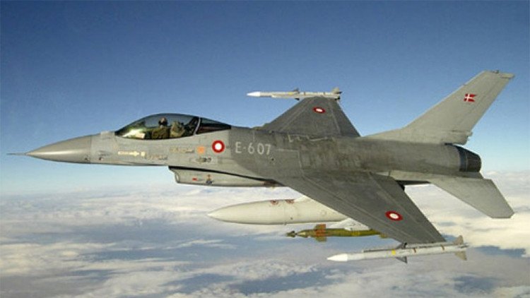 Dinamarca anuncia la retirada de sus siete cazas F-16 de Siria e Irak