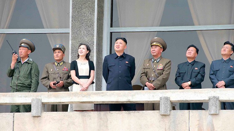 La esposa de Kim Jong-un reaparece en público tras casi nueve meses de ausencia