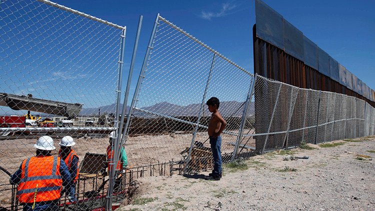 Vicepresidente electo de EE.UU.: "Hay varias maneras de hacer que México pague el muro fronterizo"