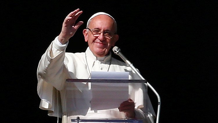 Papa Francisco sobre los medios: "No hay que caer en la enfermedad de la coprofilia"