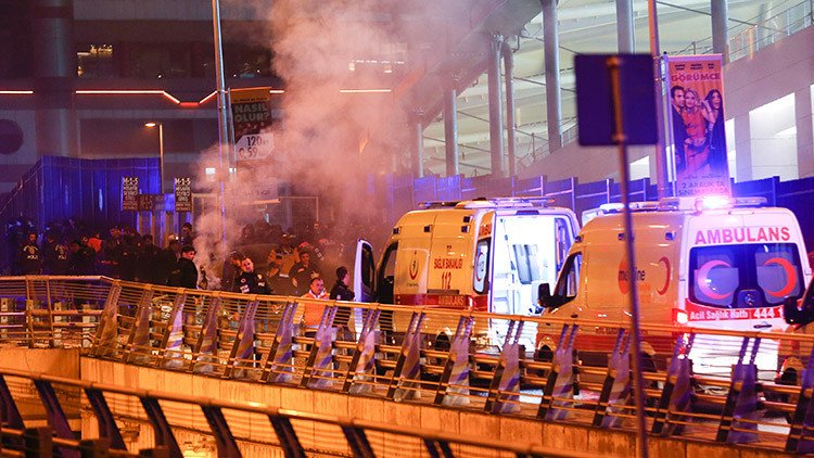 Publican primeros videos desde el lugar de la explosión cerca de un estadio en Estambul