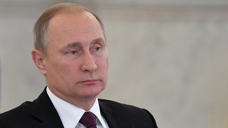 Putin revela qué armamento ofrece Rusia al mercado internacional