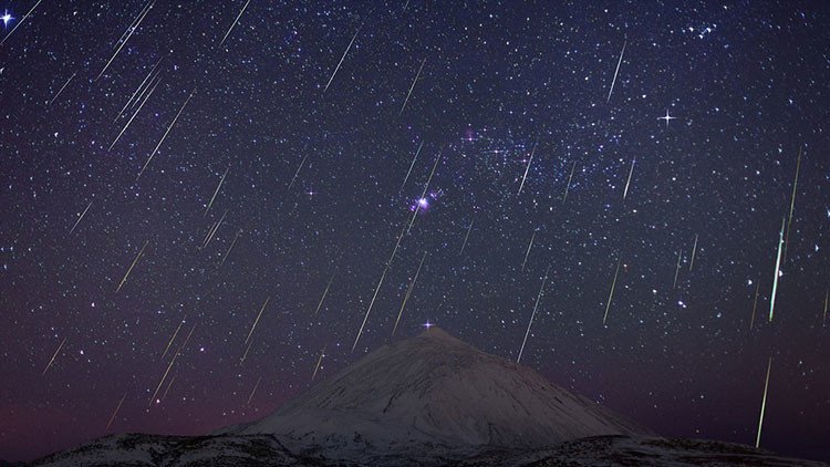 'Batalla' en el cielo: La superluna eclipsará a la lluvia de meteoros de las Gemínidas