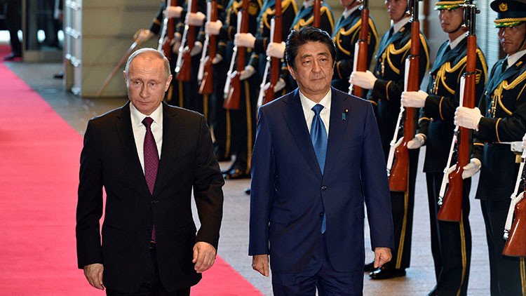 Putin revela los detalles de su encuentro con el primer ministro de Japón