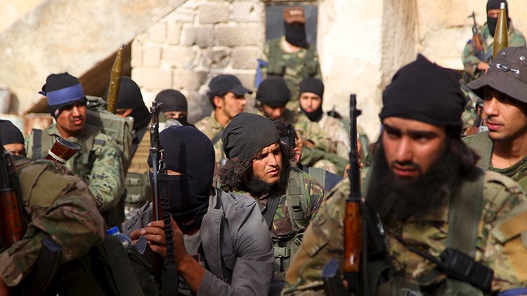 "En Alepo oriental había unos 3.000 combatientes del Frente Al Nusra y no 200 como decía EE.UU."