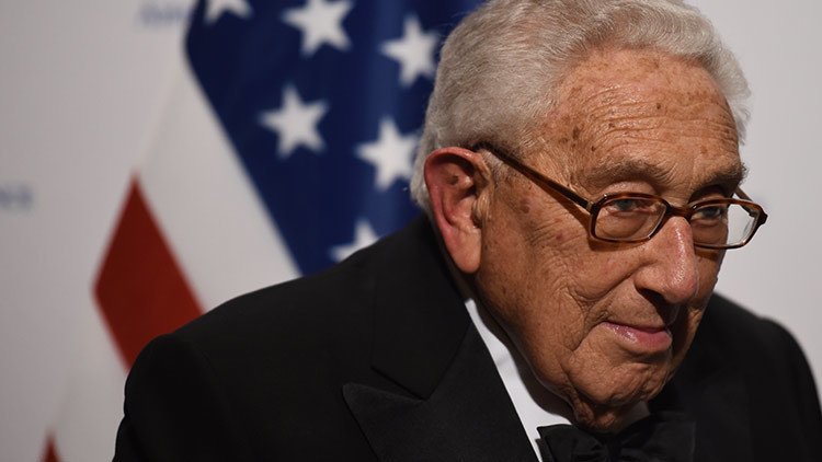 Henry Kissinger espera que EE.UU realice ciberataques contra Rusia