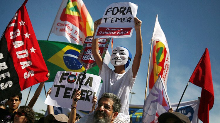 Sin salida: la crisis política y económica deja sin opciones al Gobierno de Brasil