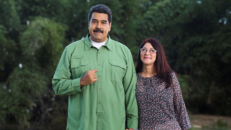 Maduro en un video navideño: "Que en el 2017 Venezuela sea victoriosa e indestructible"