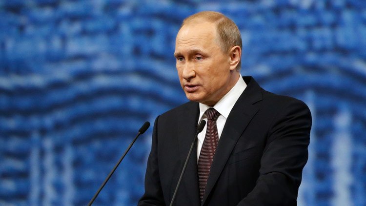 Putin: "Las causas del siniestro del Tu-154 ruso serán investigadas minuciosamente"