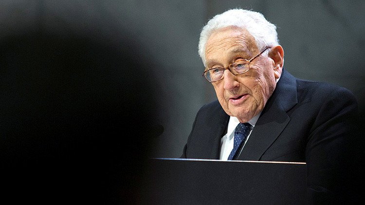 Kissinger tiene un plan para evitar una nueva Guerra Fría