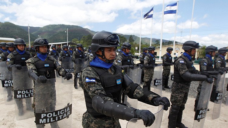 Honduras reestructura su Policía y despide a 2.100 agentes