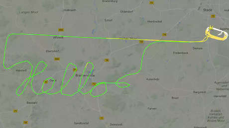 Un piloto usa su avión para escribir "Hola" en el radar que seguía su vuelo (FOTO)